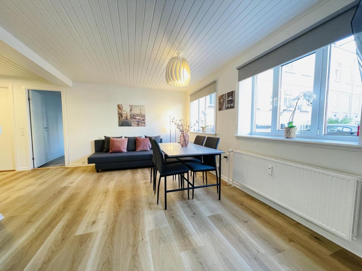 Aday - Charming Apartment In The Pedestrian Street Of Frederikshavn Exterior foto